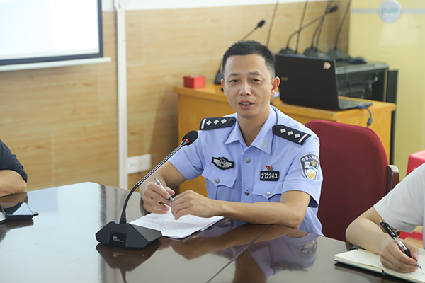 网页2 网页2
