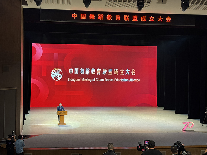 网页3 网页3